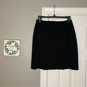 LC Lauren Conrad Black Tulip Hem Mini Skirt Campus Chic Size 2 NWT Pockets